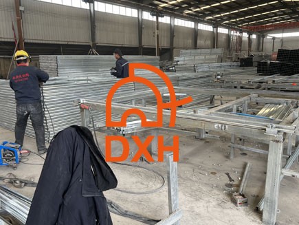 DXH House Workshop Container