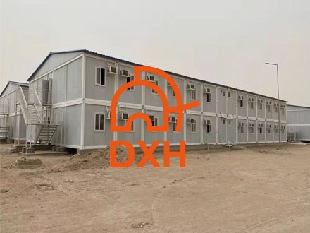 Modulaire accommodatie- en sanitaire voorzieningen voor snelle inzet in Irak