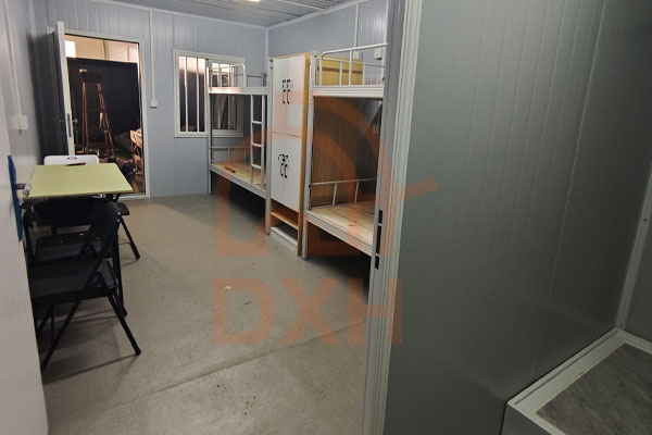 4-Person-Emergency-Container-Shelter-with-Toilet-and-Shower